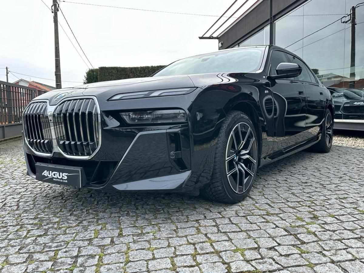 bmw-serie-7-2023-diesel-2993cc