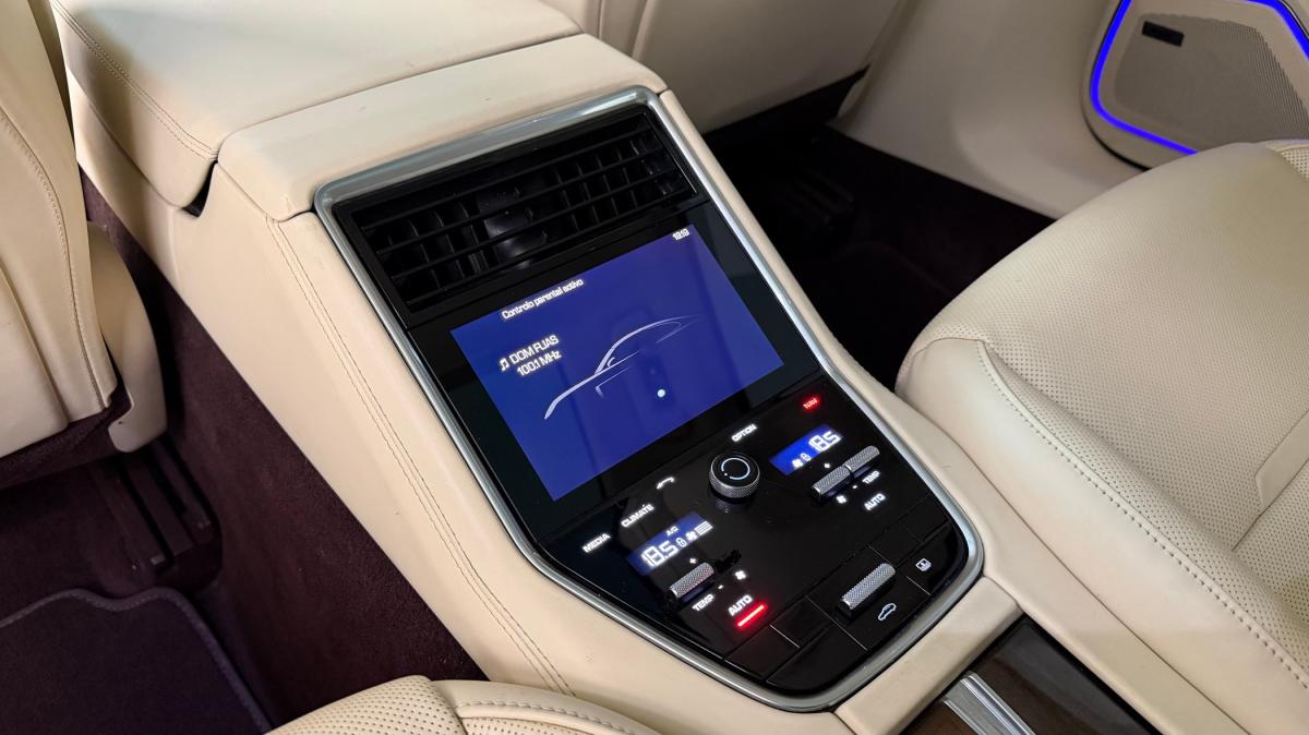 porsche-panamera-2017-hibrido-a-gasolina-2894cc