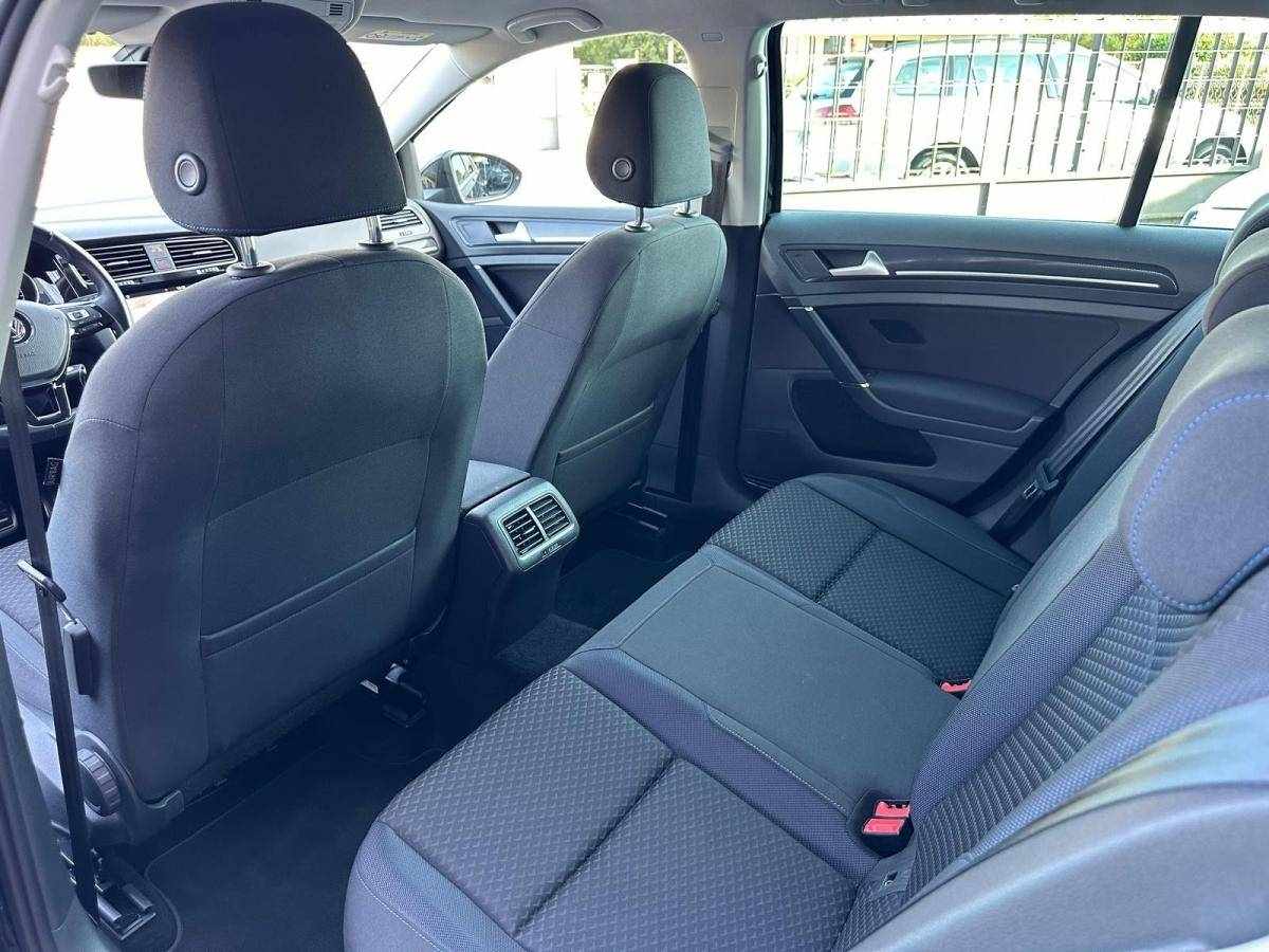 volkswagen-golf-variant-2020-diesel-1968cc