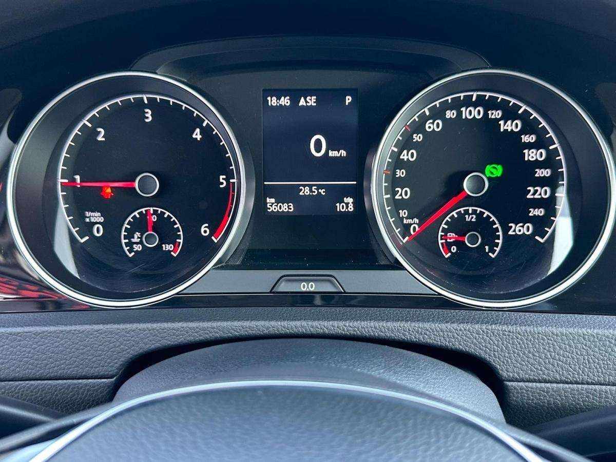 volkswagen-golf-variant-2020-diesel-1968cc