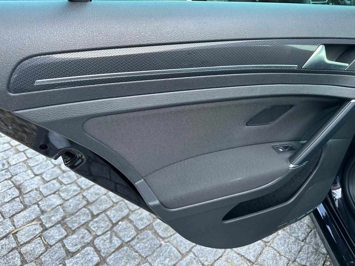 volkswagen-golf-variant-2020-diesel-1968cc