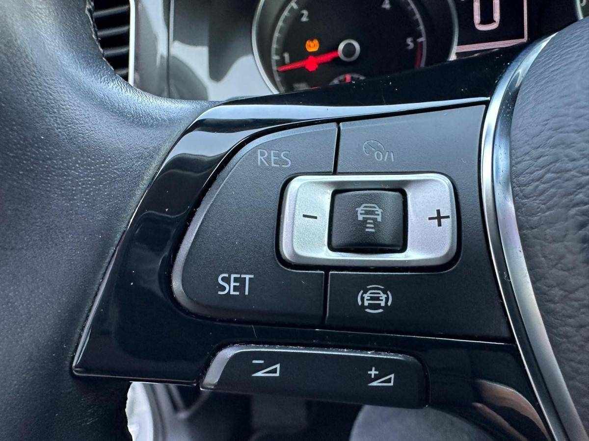 volkswagen-golf-variant-2020-diesel-1968cc