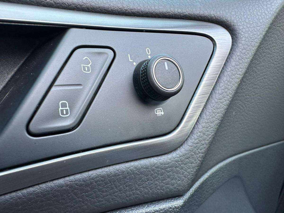 volkswagen-golf-variant-2020-diesel-1968cc