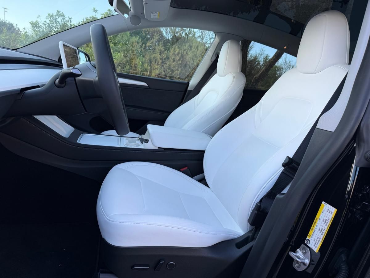 tesla-model-y-2023-eletrico-500cc