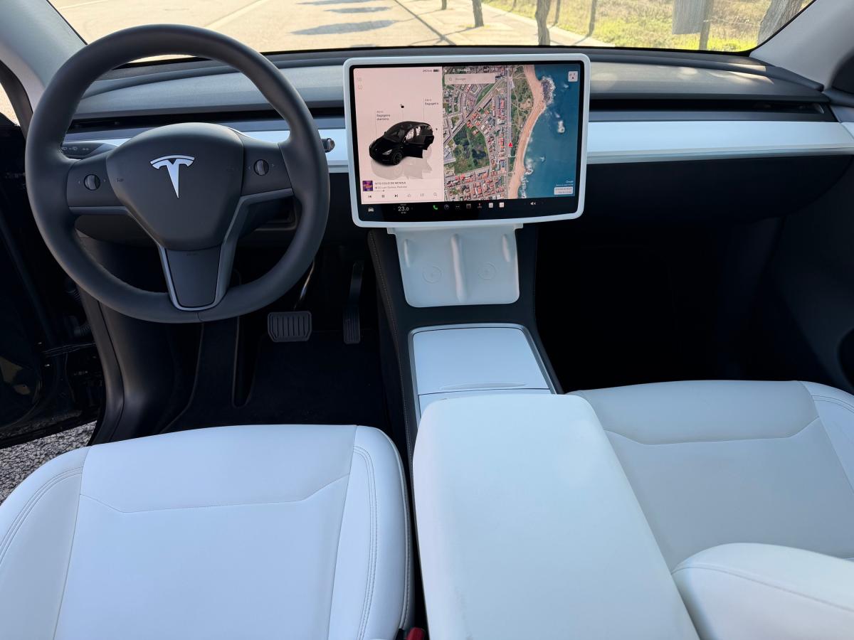 tesla-model-y-2023-eletrico-500cc