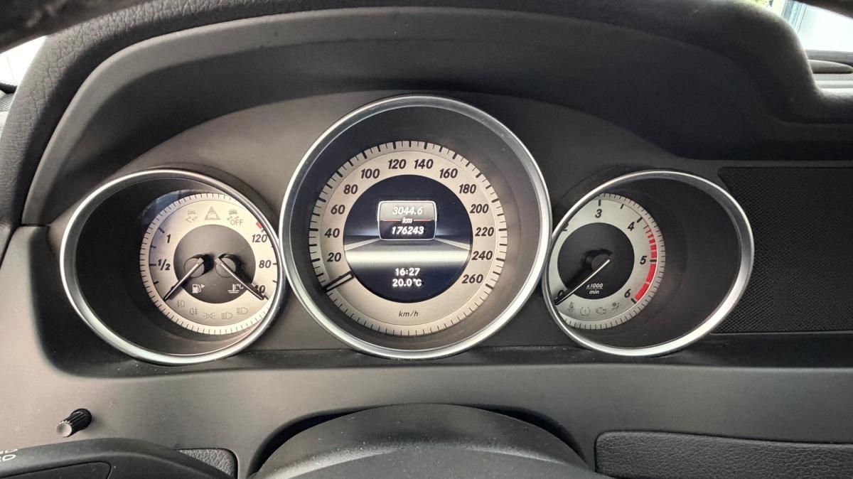 mercedes-benz-classe-c-2012-diesel-2143cc
