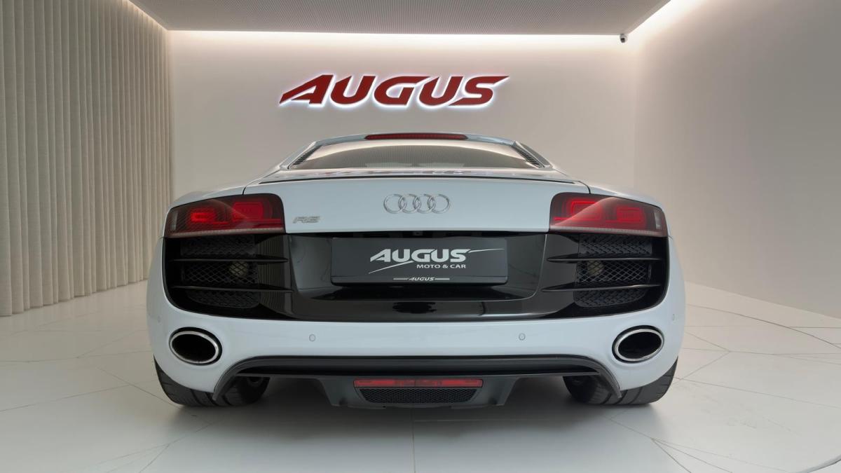 audi-r8-2010-gasolina-5204cc