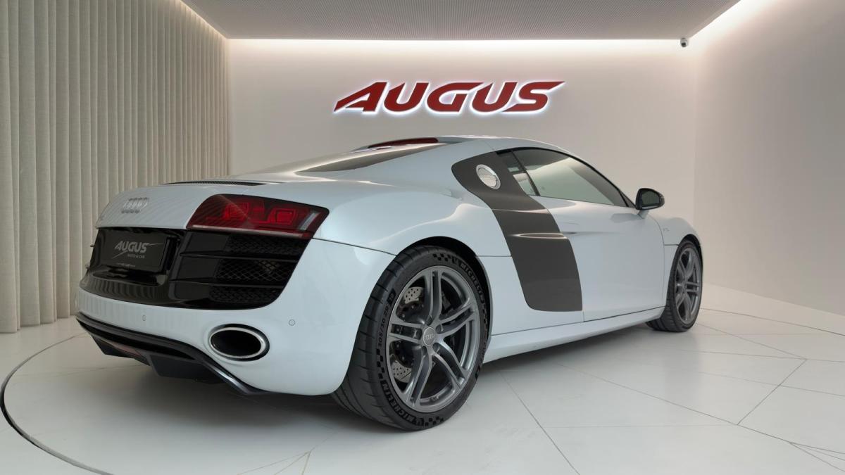audi-r8-2010-gasolina-5204cc