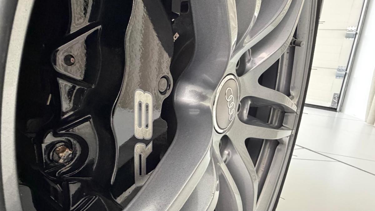 audi-r8-2010-gasolina-5204cc