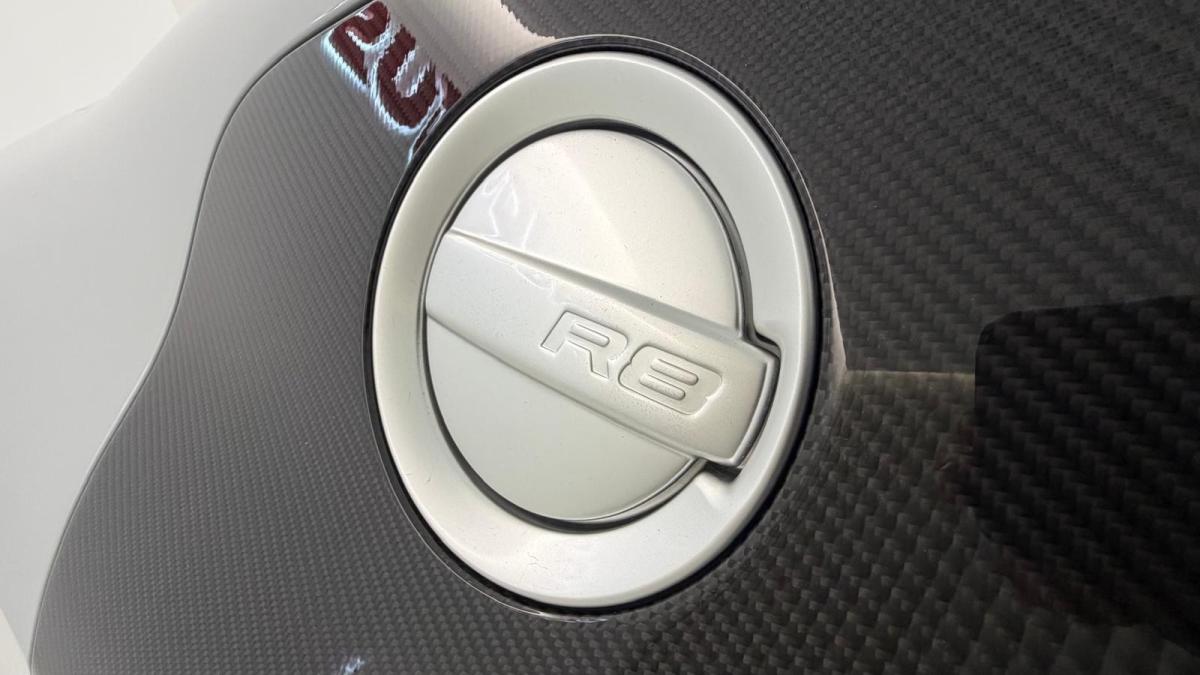 audi-r8-2010-gasolina-5204cc