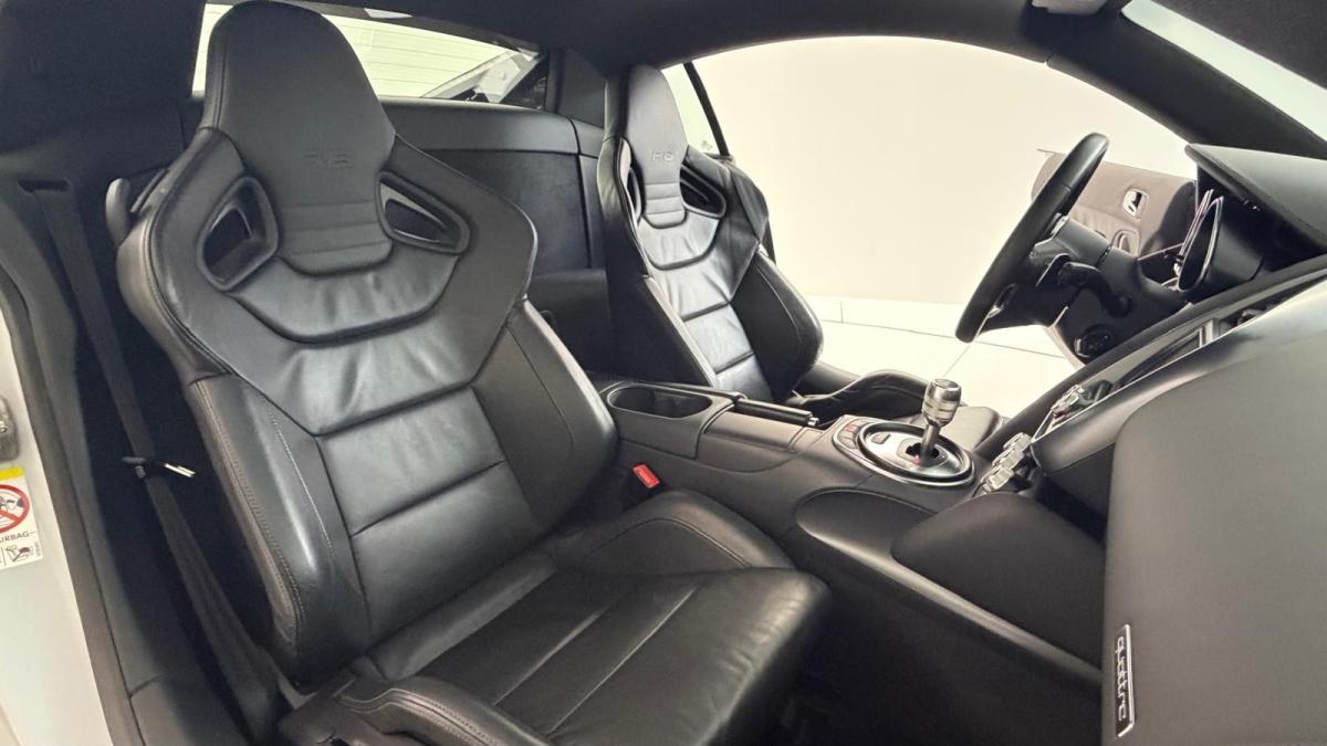 audi-r8-2010-gasolina-5204cc