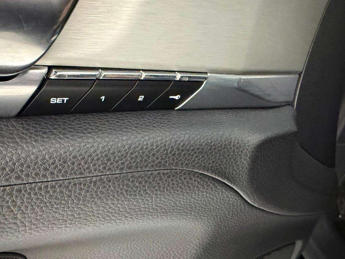 porsche-panamera-2015-hibrido-a-gasolina-2995cc
