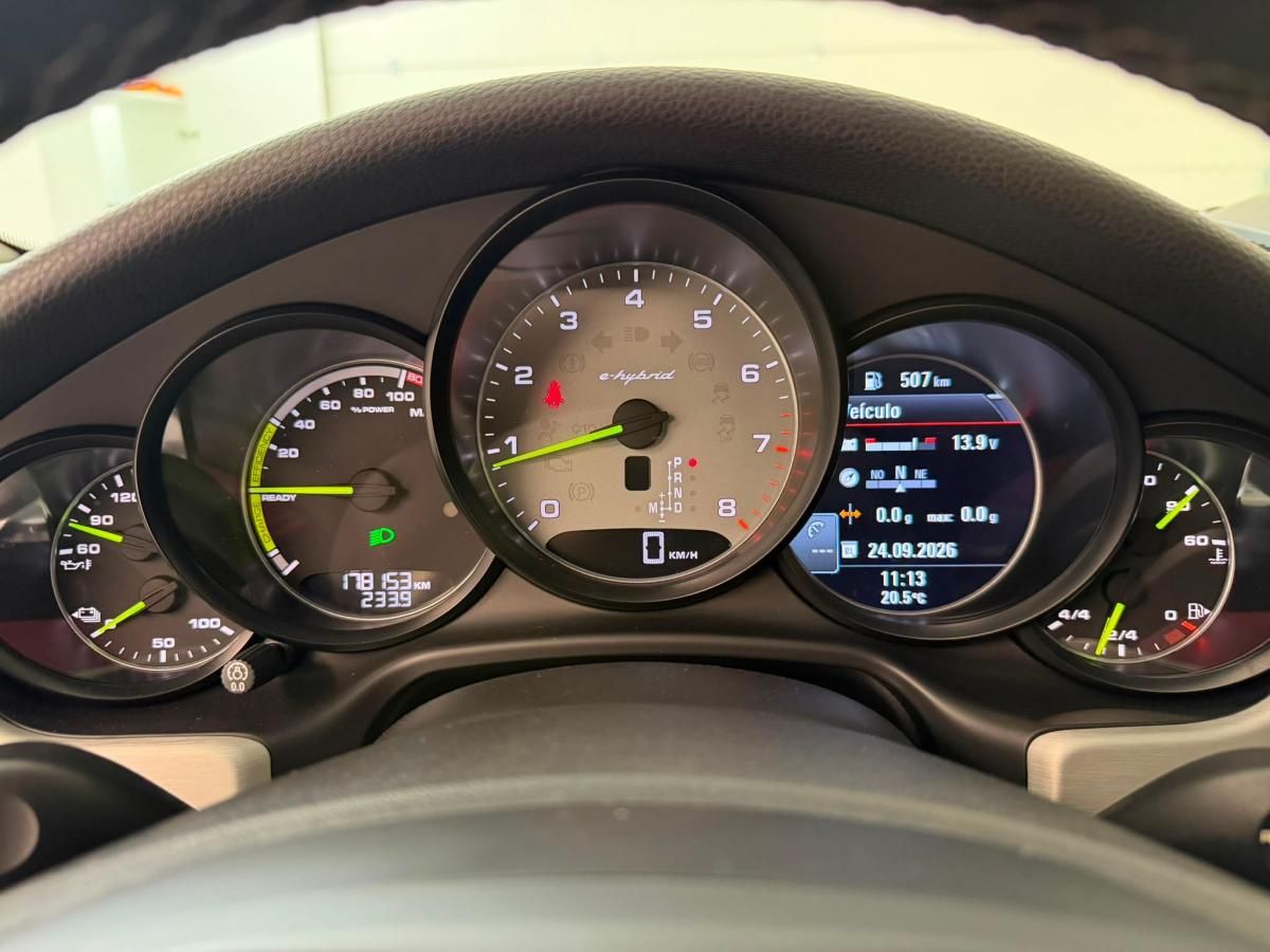porsche-panamera-2015-hibrido-a-gasolina-2995cc