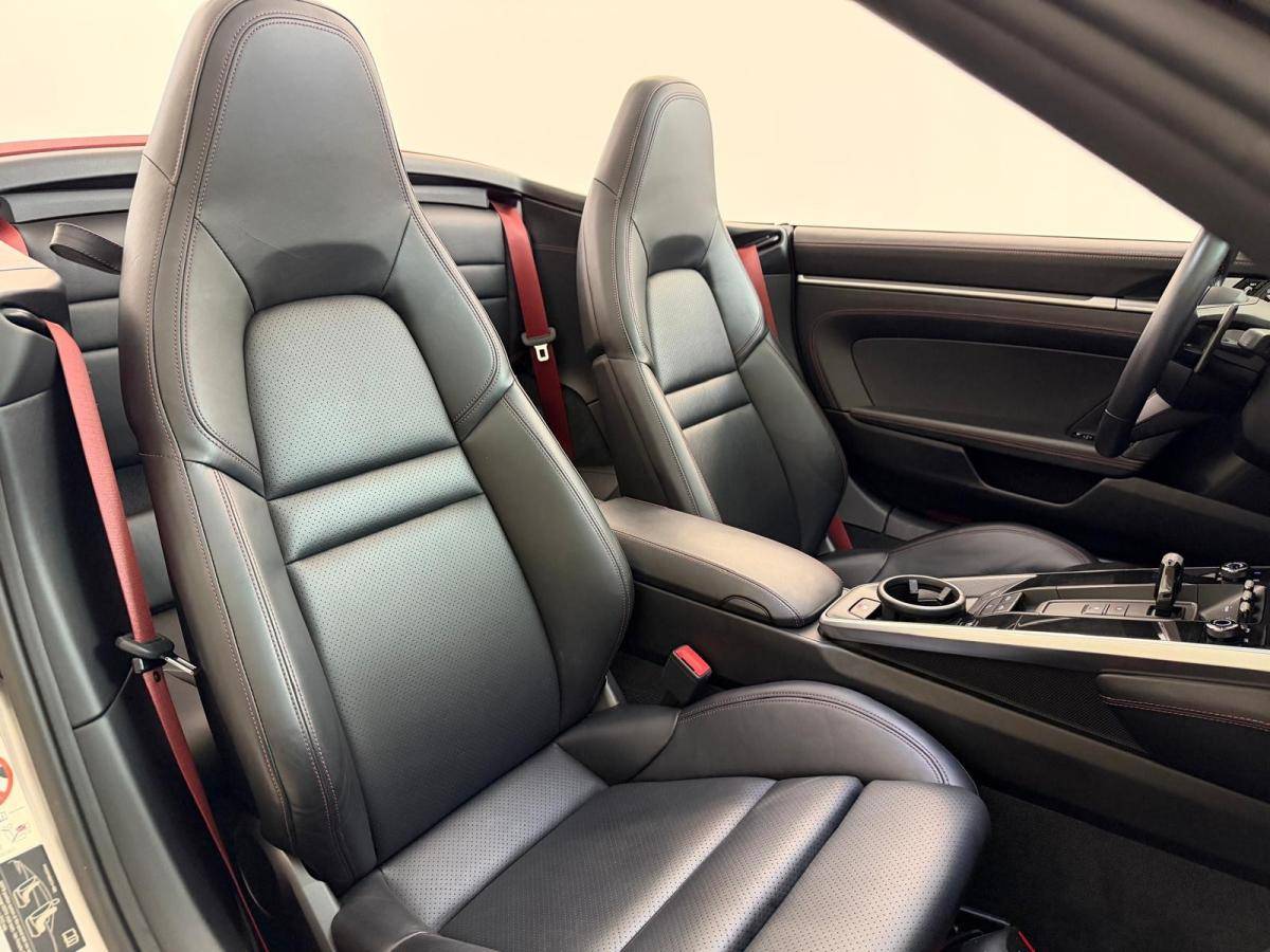 porsche-992-2020-gasolina-2981cc