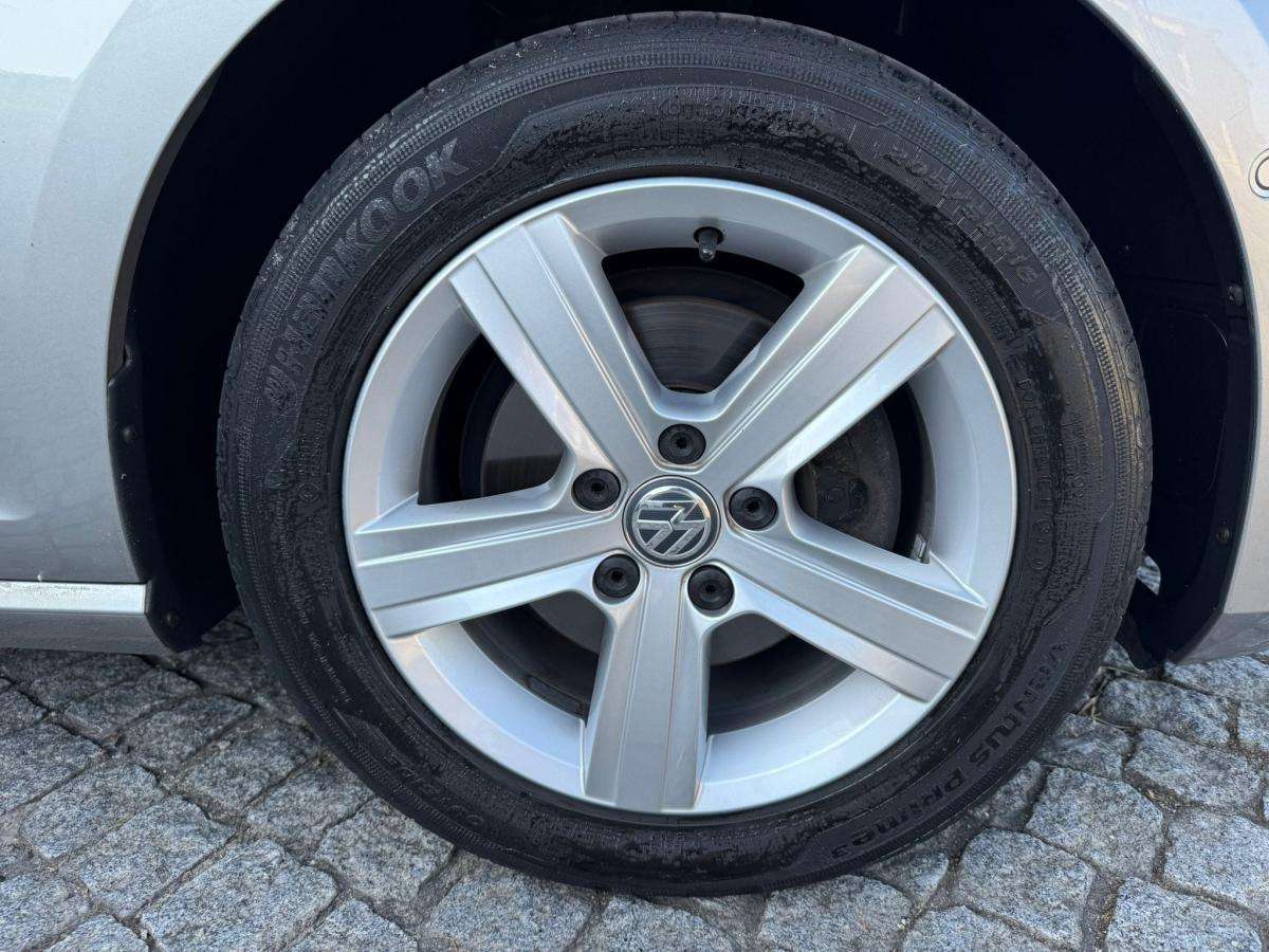 volkswagen-golf-2013-gasolina-1197cc