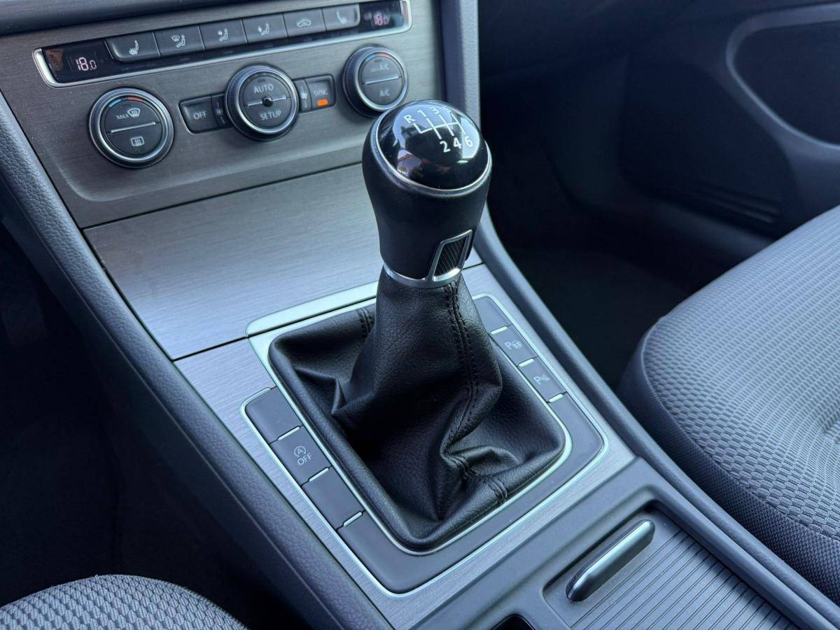 volkswagen-golf-2013-gasolina-1197cc