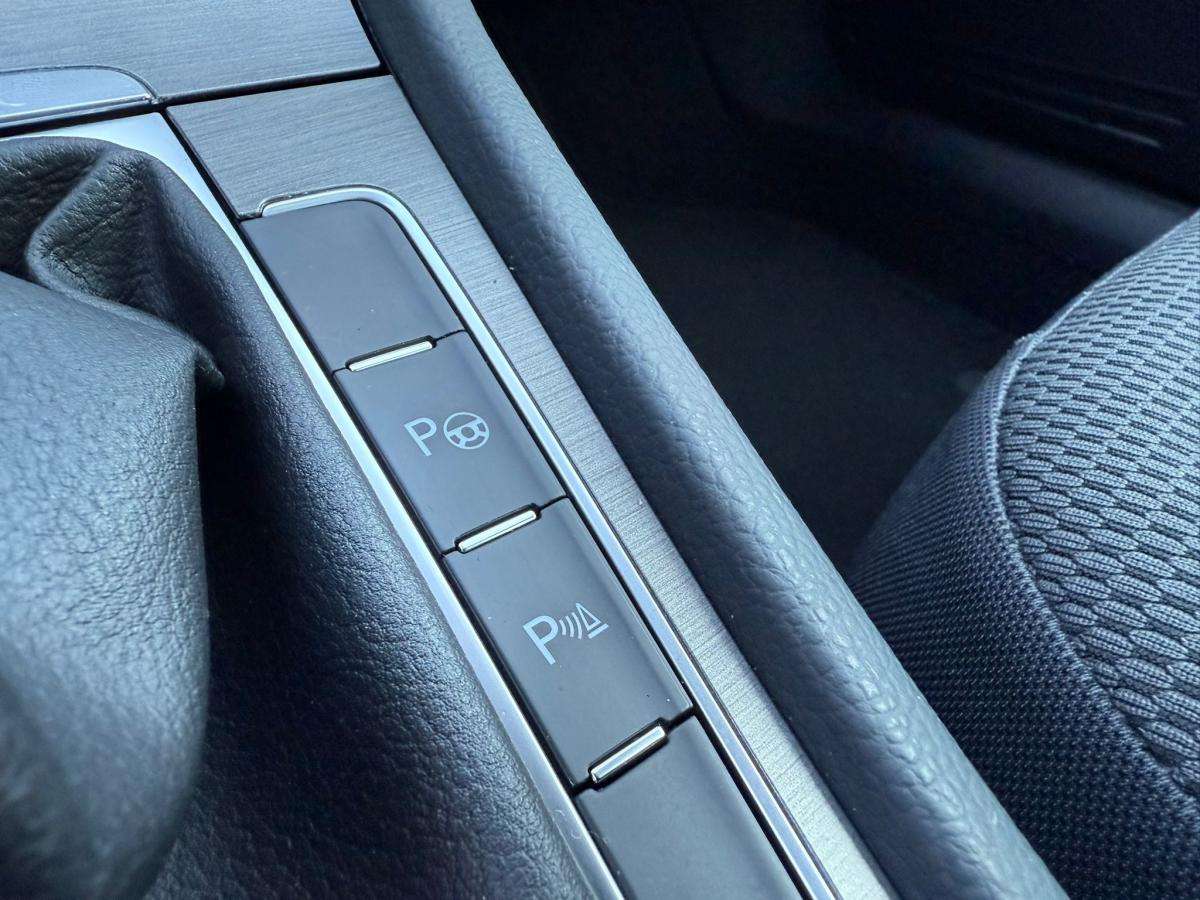 volkswagen-golf-2013-gasolina-1197cc