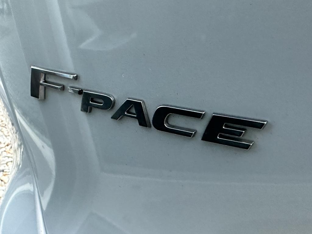 jaguar-f-pace-2018-diesel-1999cc