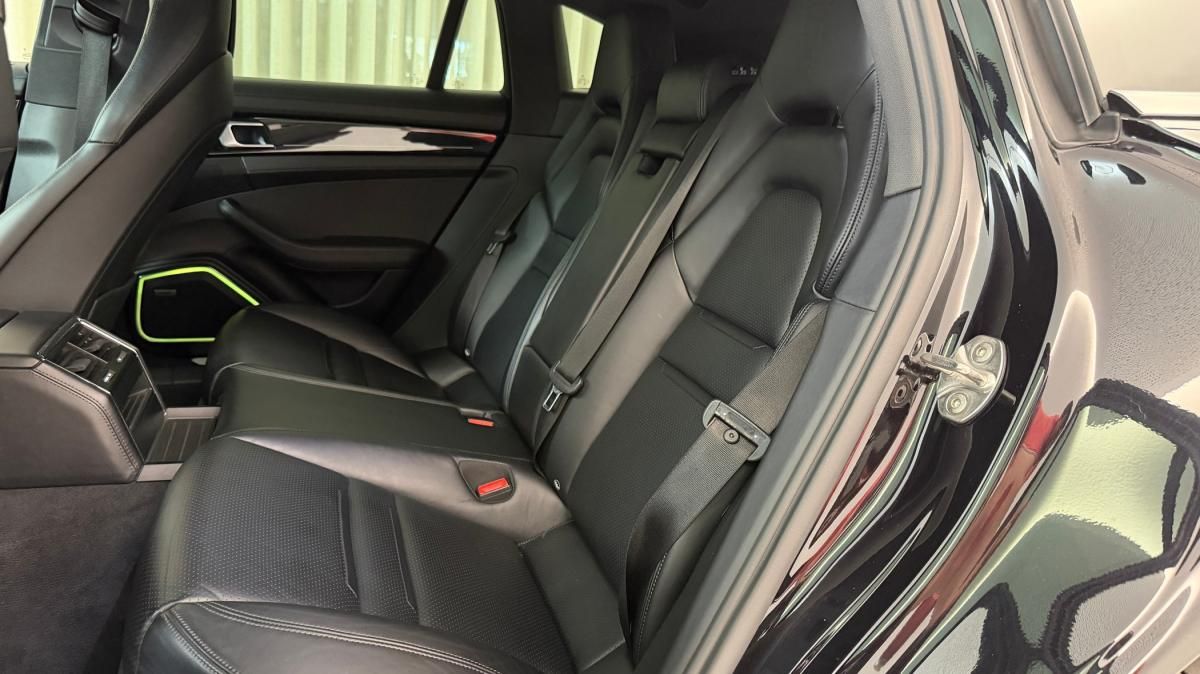 porsche-panamera-sport-turismo-2020-hibrido-a-gasolina-2894cc