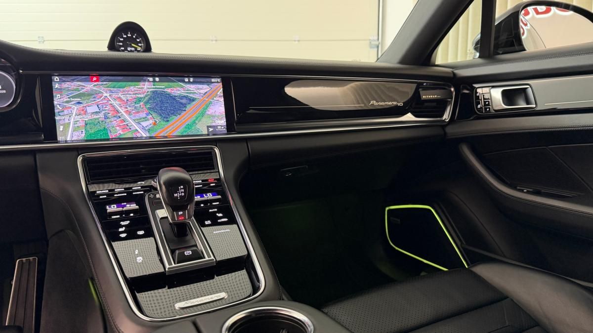 porsche-panamera-sport-turismo-2020-hibrido-a-gasolina-2894cc
