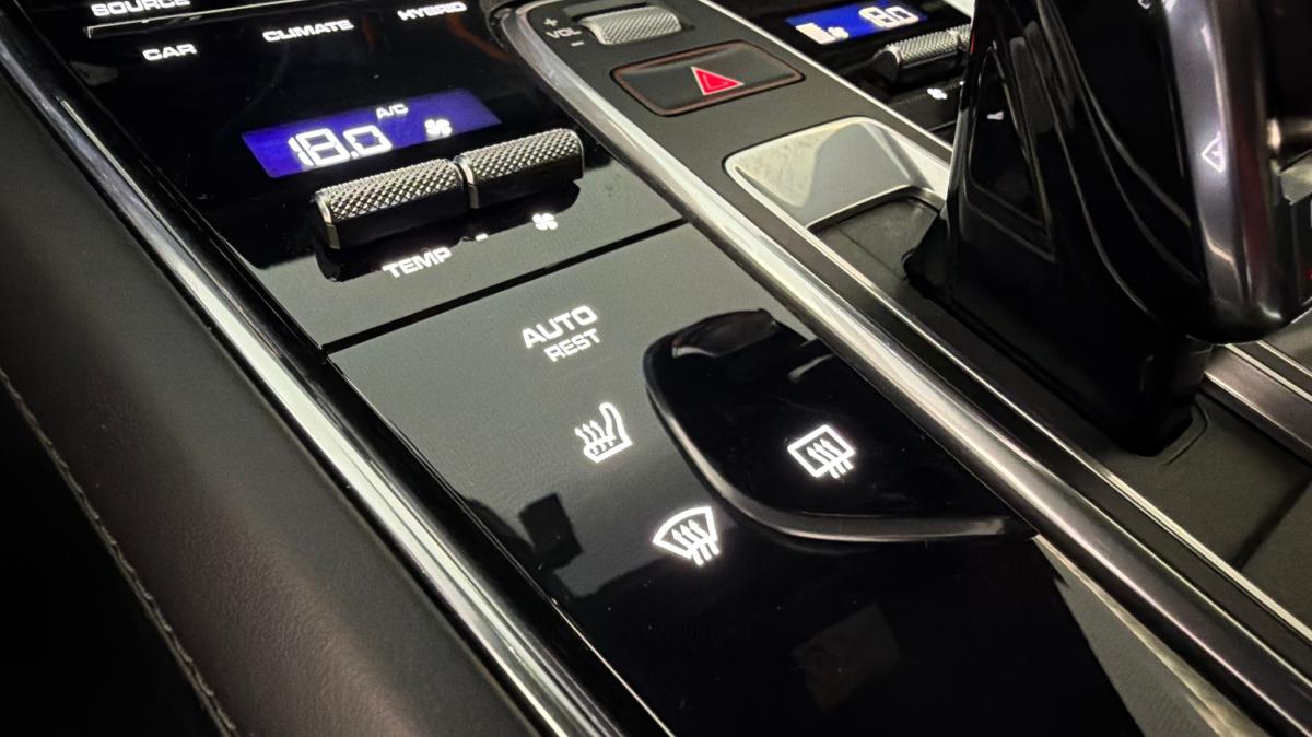 porsche-panamera-sport-turismo-2020-hibrido-a-gasolina-2894cc