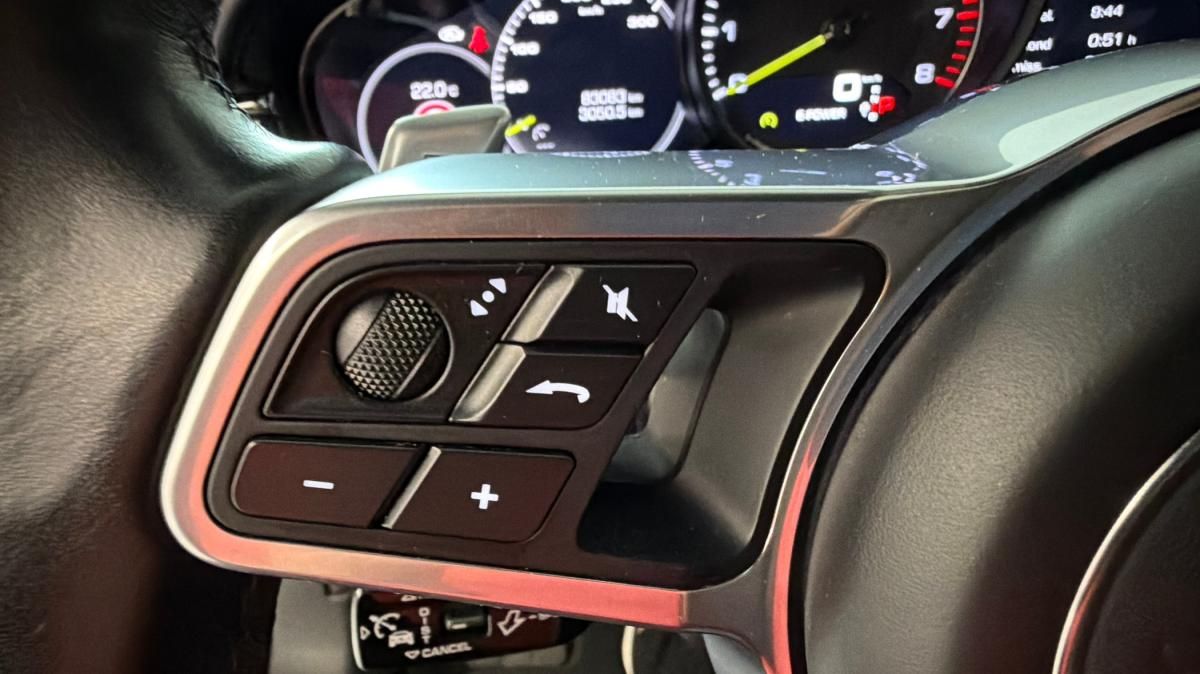 porsche-panamera-sport-turismo-2020-hibrido-a-gasolina-2894cc