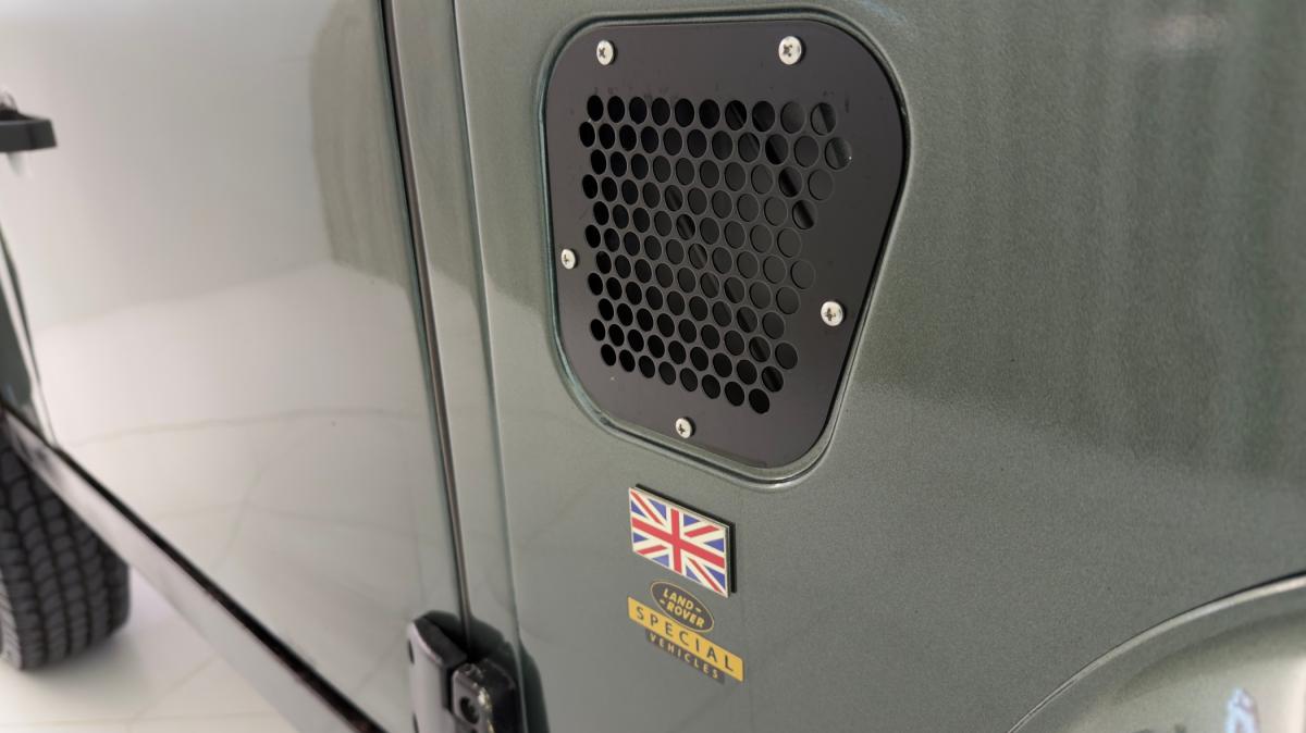 land-rover-defender-1995-diesel-2495cc