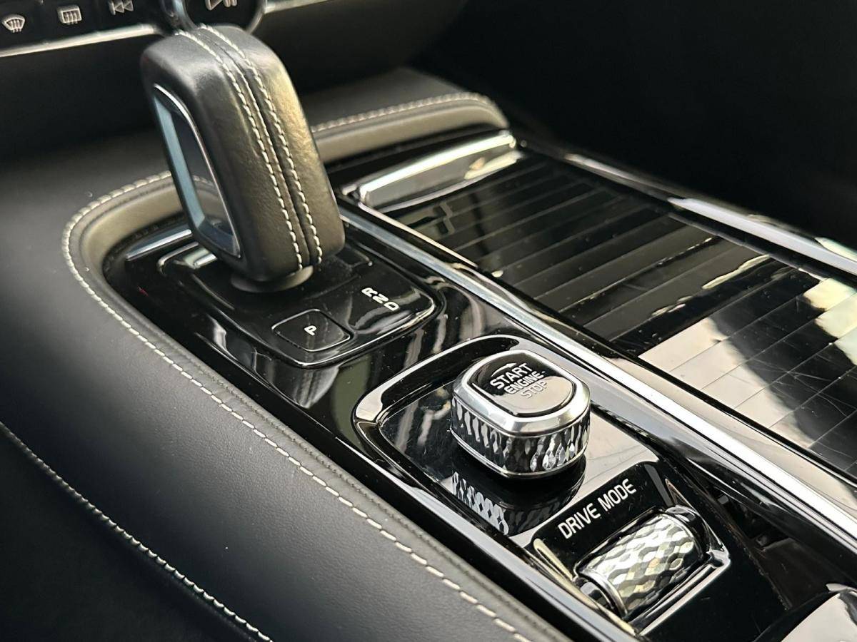 volvo-s60-2020-hibrido-a-gasolina-1969cc