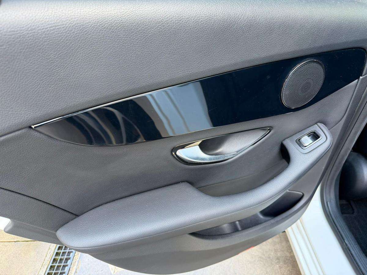mercedes-benz-classe-c-2015-diesel-2143cc