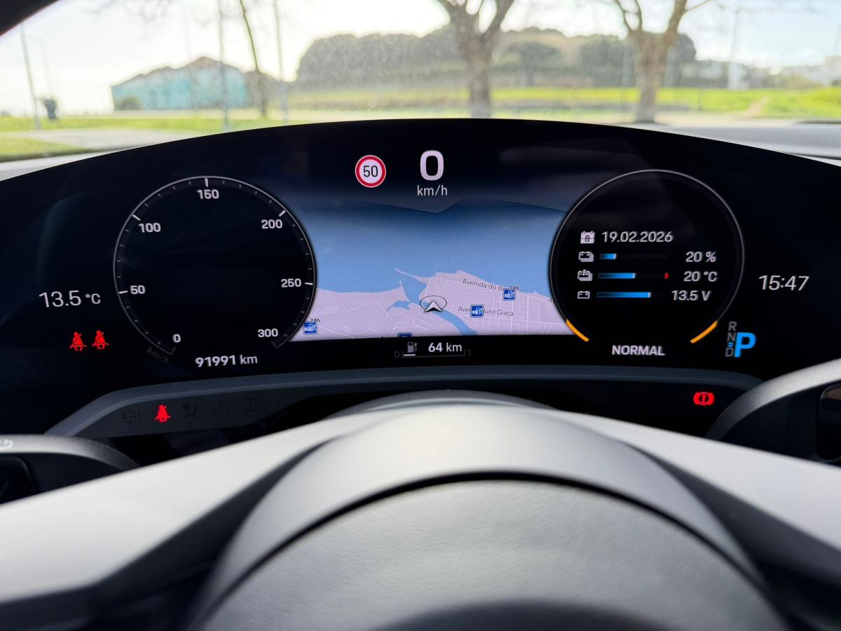 porsche-taycan-2022-eletrico-500cc