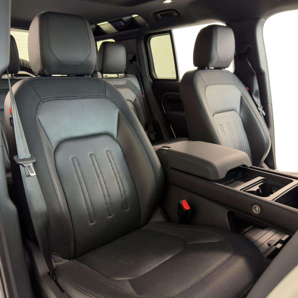 land-rover-defender-2021-diesel-2997cc