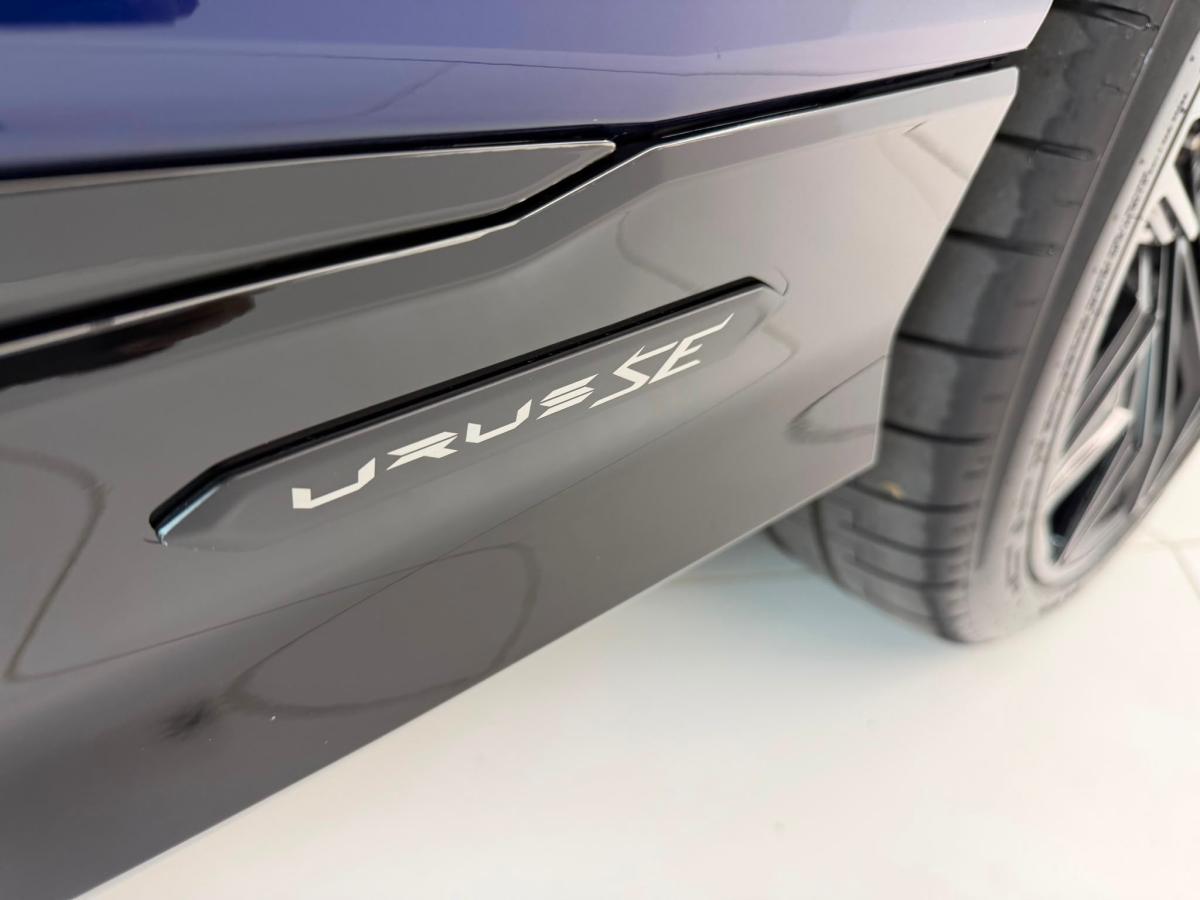 lamborghini-urus-2026-hibrido-a-gasolina-3996cc