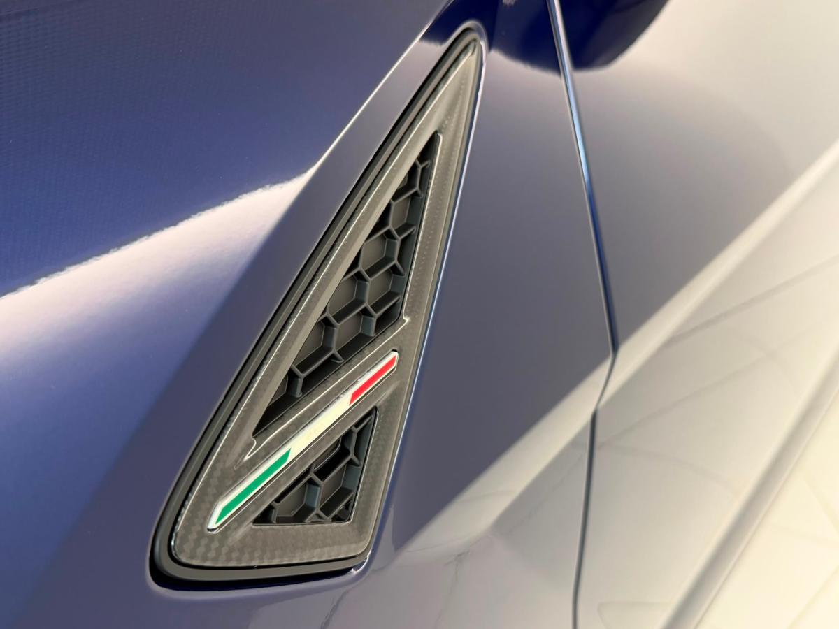 lamborghini-urus-2026-hibrido-a-gasolina-3996cc