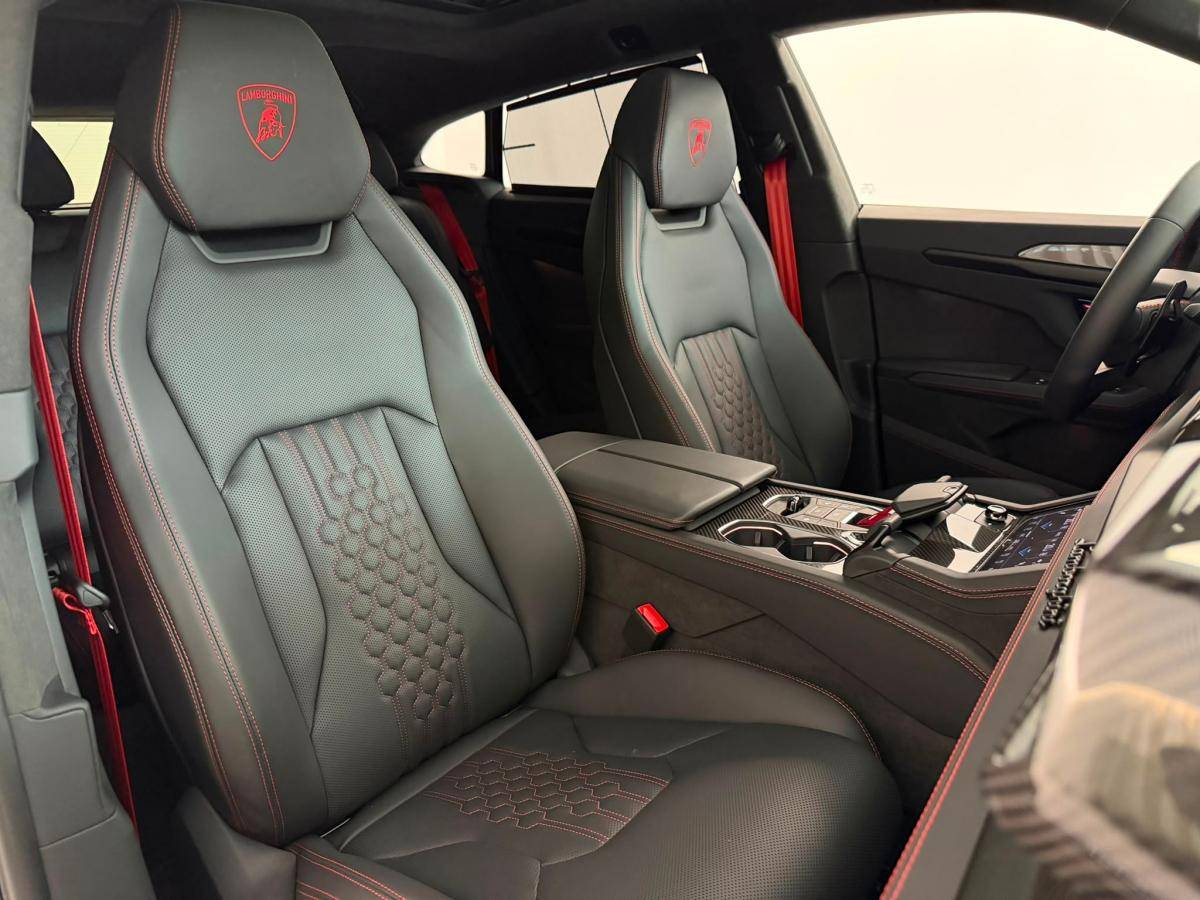 lamborghini-urus-2026-hibrido-a-gasolina-3996cc