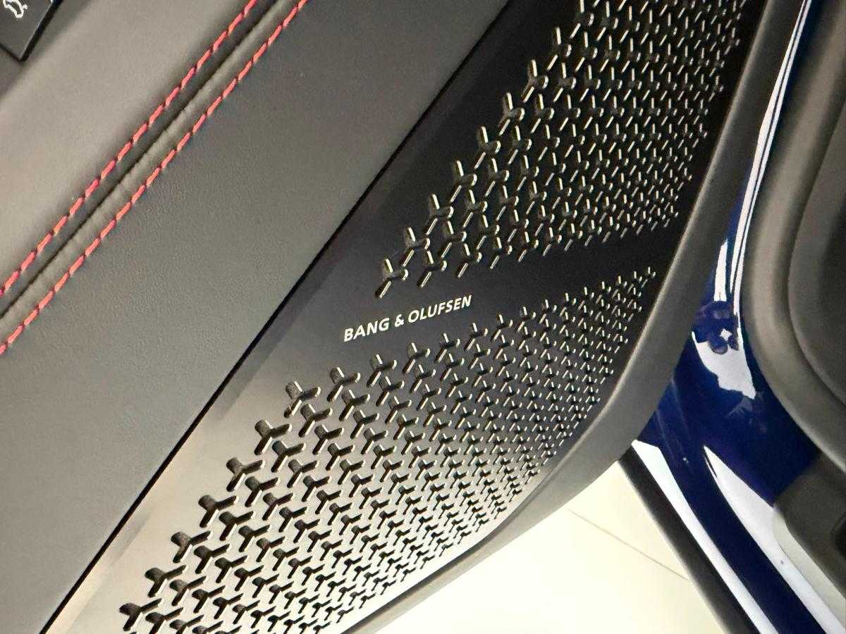 lamborghini-urus-2026-hibrido-a-gasolina-3996cc