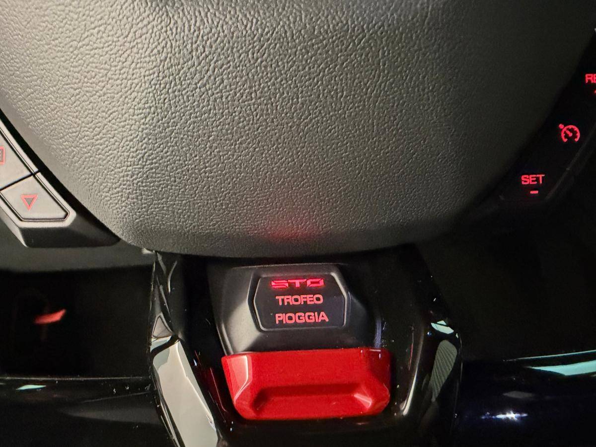 lamborghini-huracan-2024-gasolina-5204cc