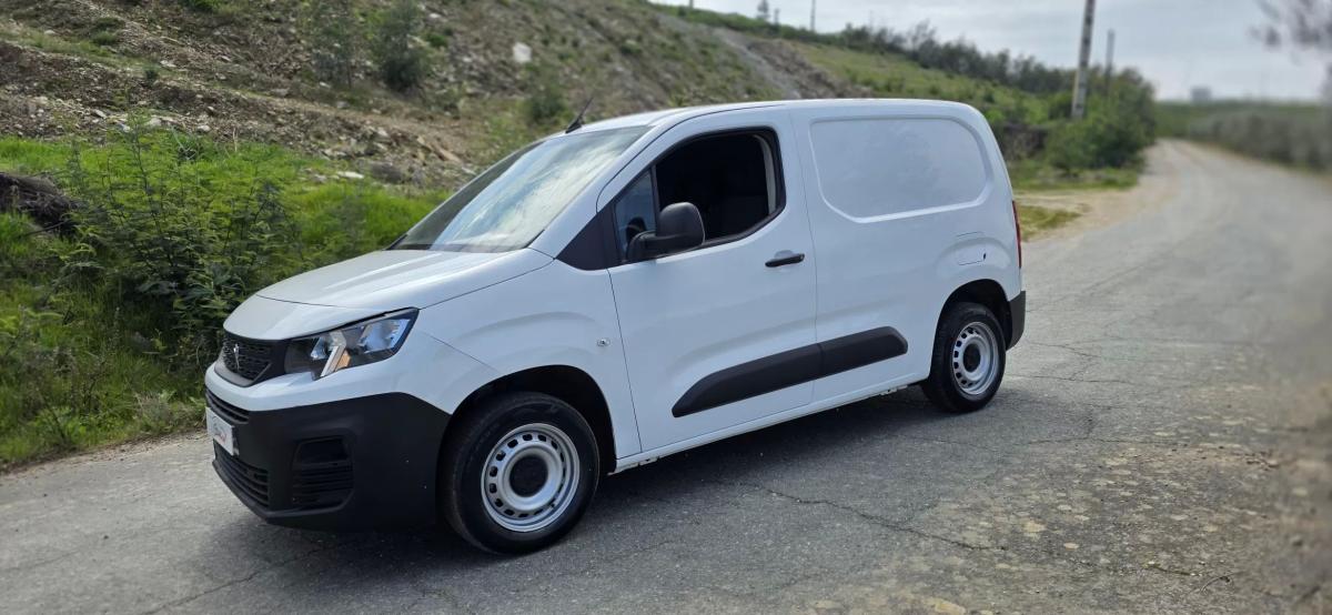 peugeot-partner-2022-diesel-1499cc