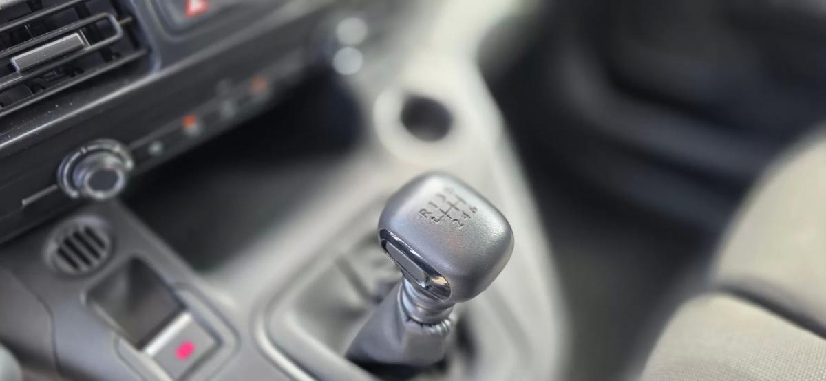 peugeot-partner-2022-diesel-1499cc