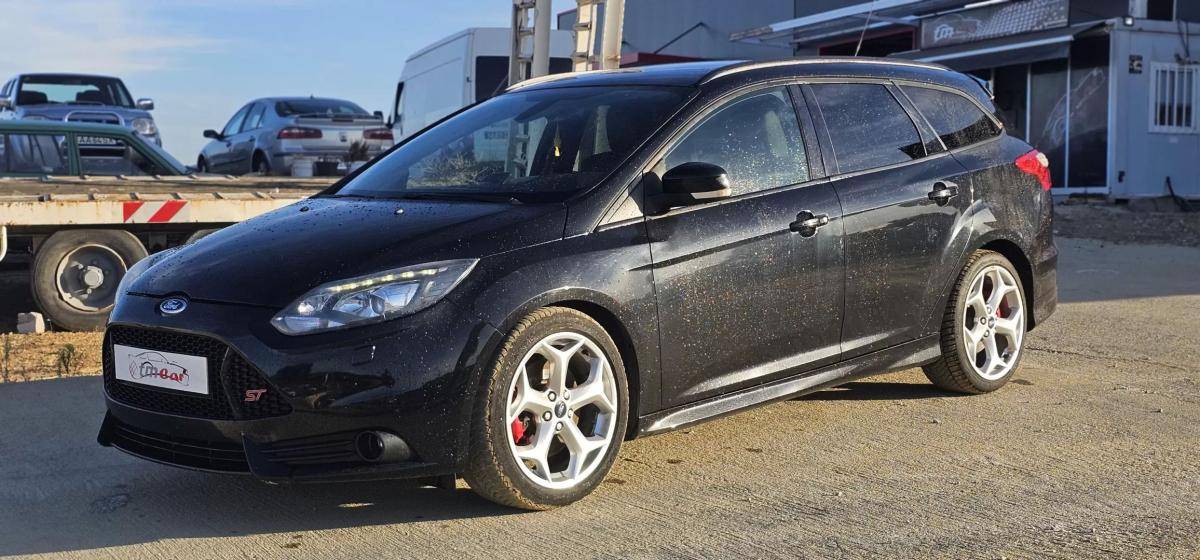 ford-focus-sw-2013-gasolina-1999cc