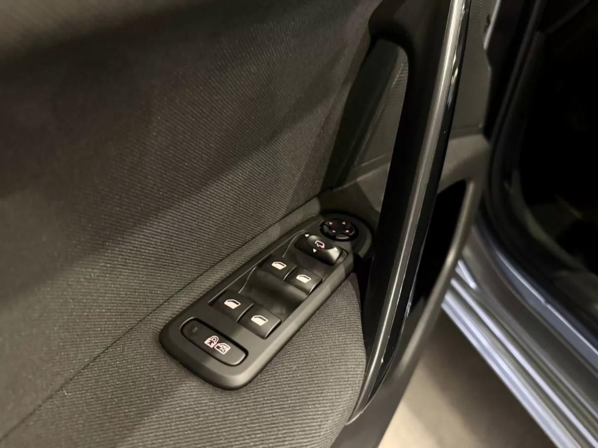 peugeot-508-sw-2017-diesel-1560cc