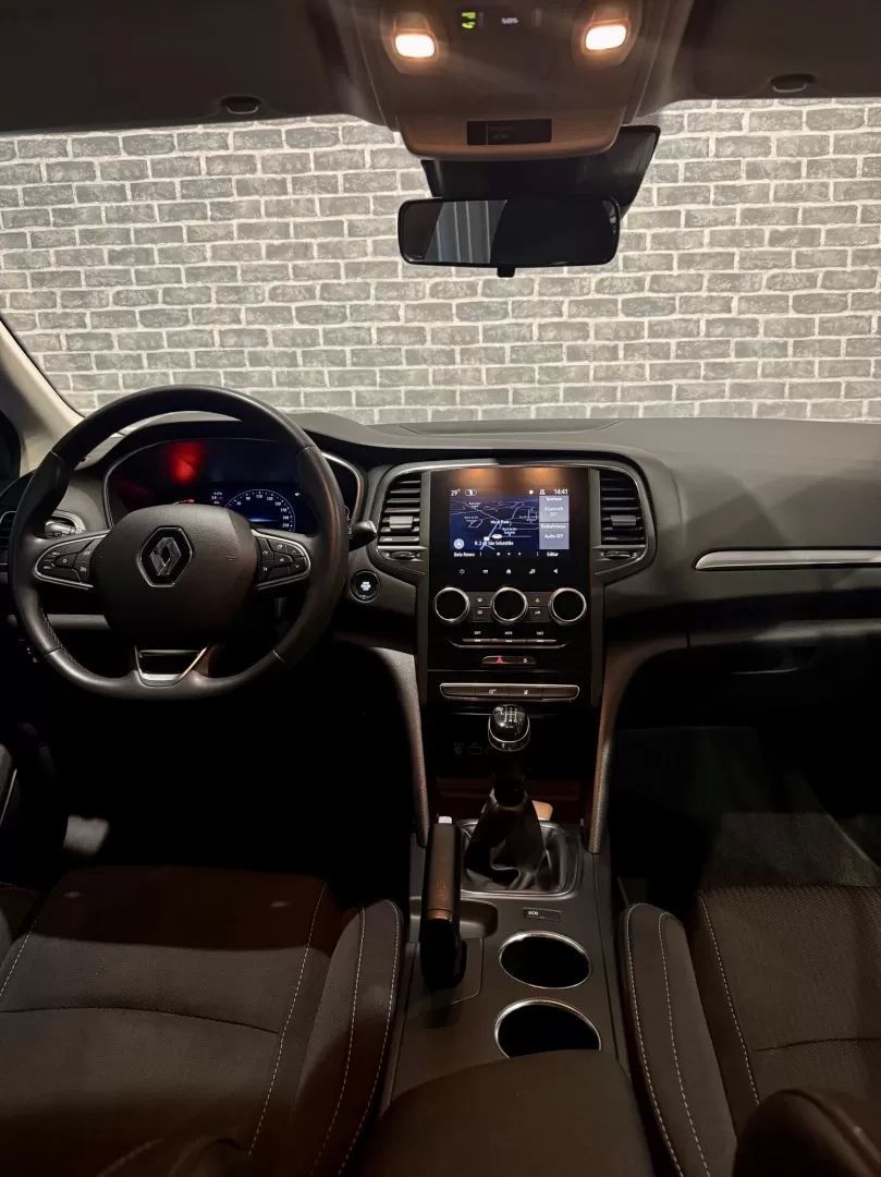 renault-megane-sport-tourer-2020-diesel-1461cc