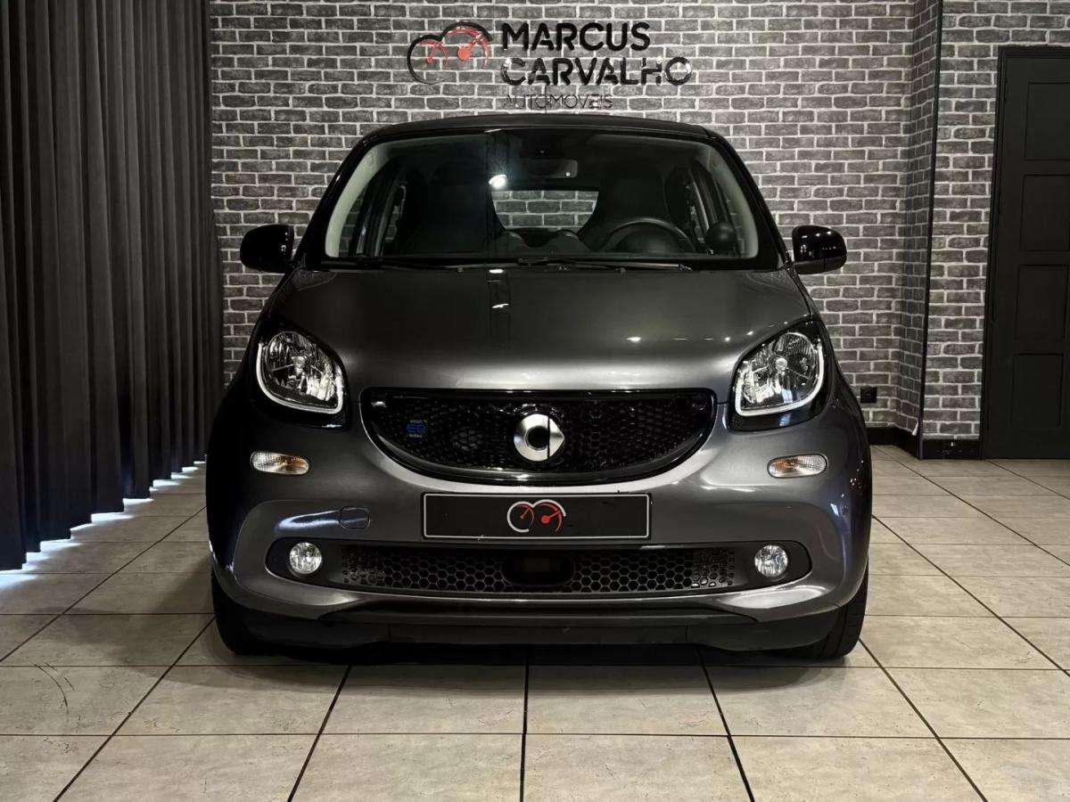 smart-forfour-2018-eletrico-200cc