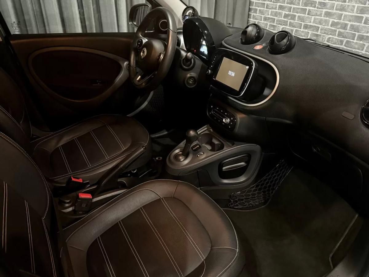 smart-forfour-2018-eletrico-200cc