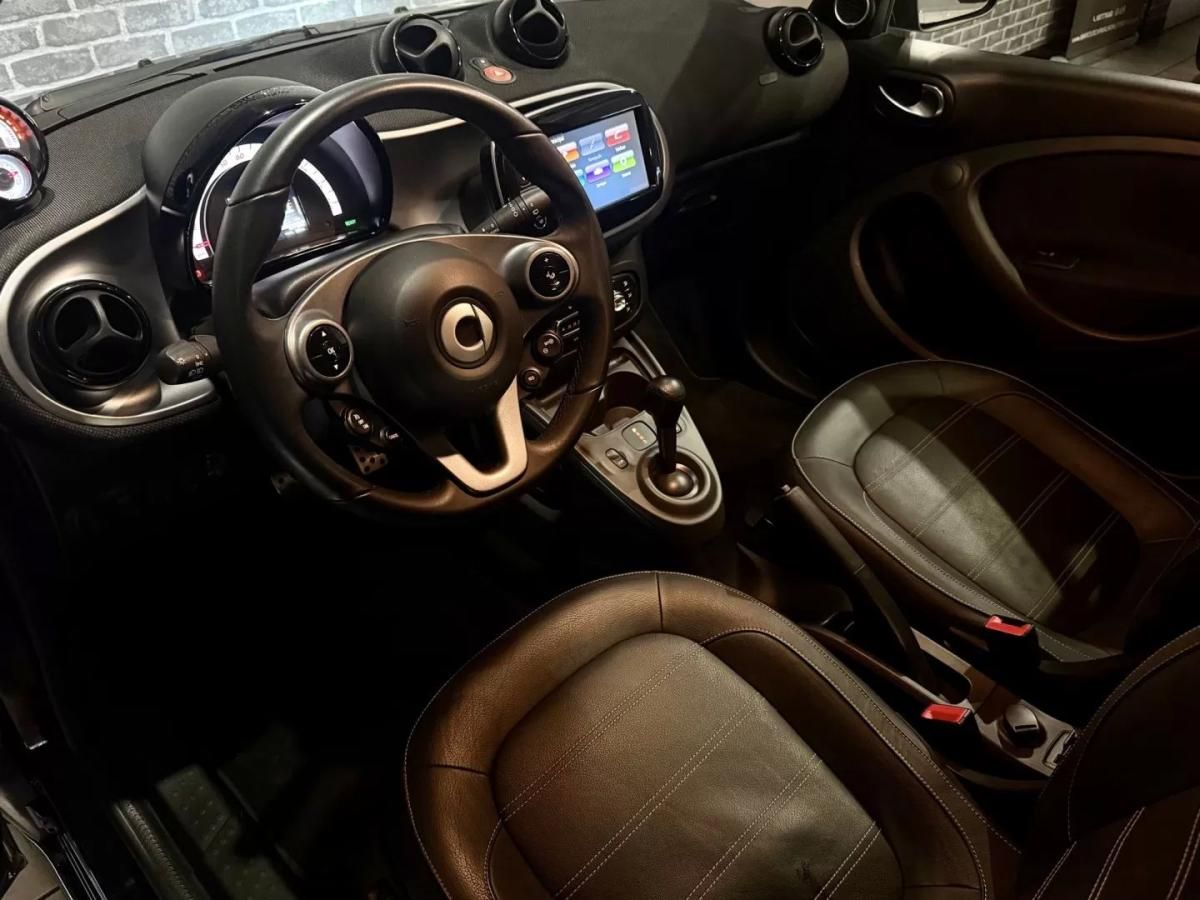 smart-forfour-2018-eletrico-200cc