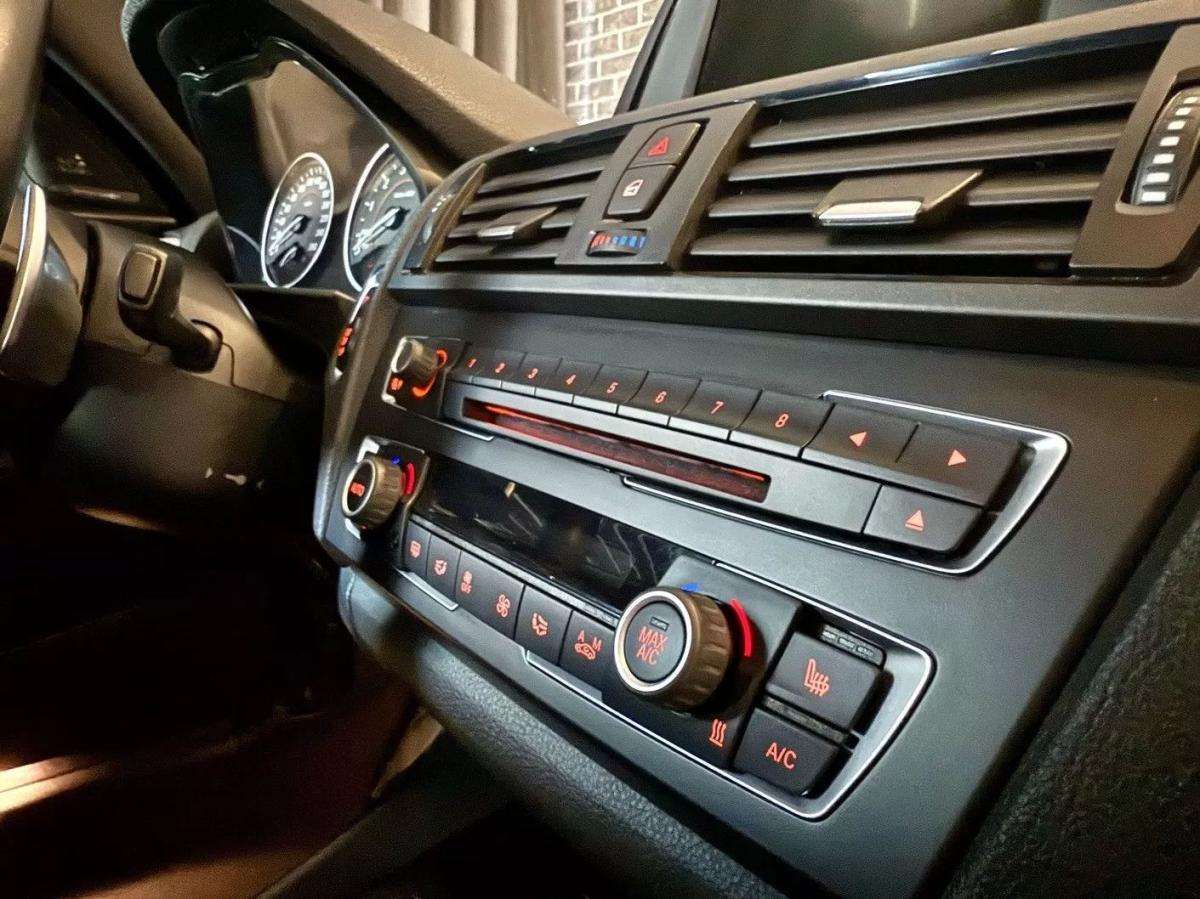 bmw-serie-1-2014-gasolina-2979cc