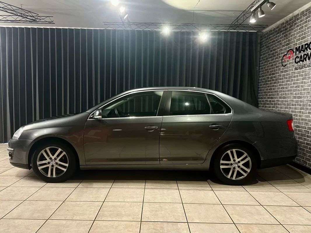 volkswagen-jetta-2009-diesel-1896cc