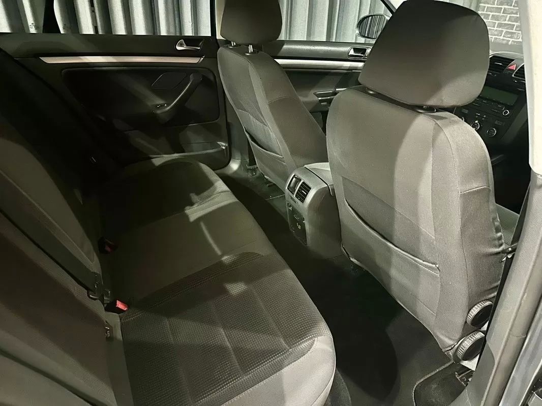 volkswagen-jetta-2009-diesel-1896cc