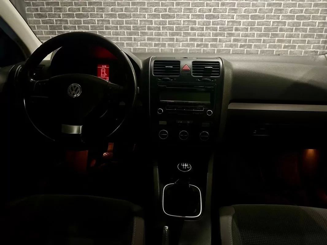 volkswagen-jetta-2009-diesel-1896cc