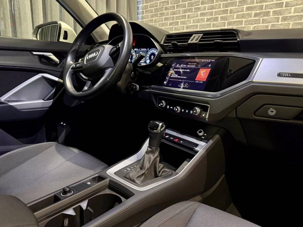 audi-q3-2021-hibrido-1395cc