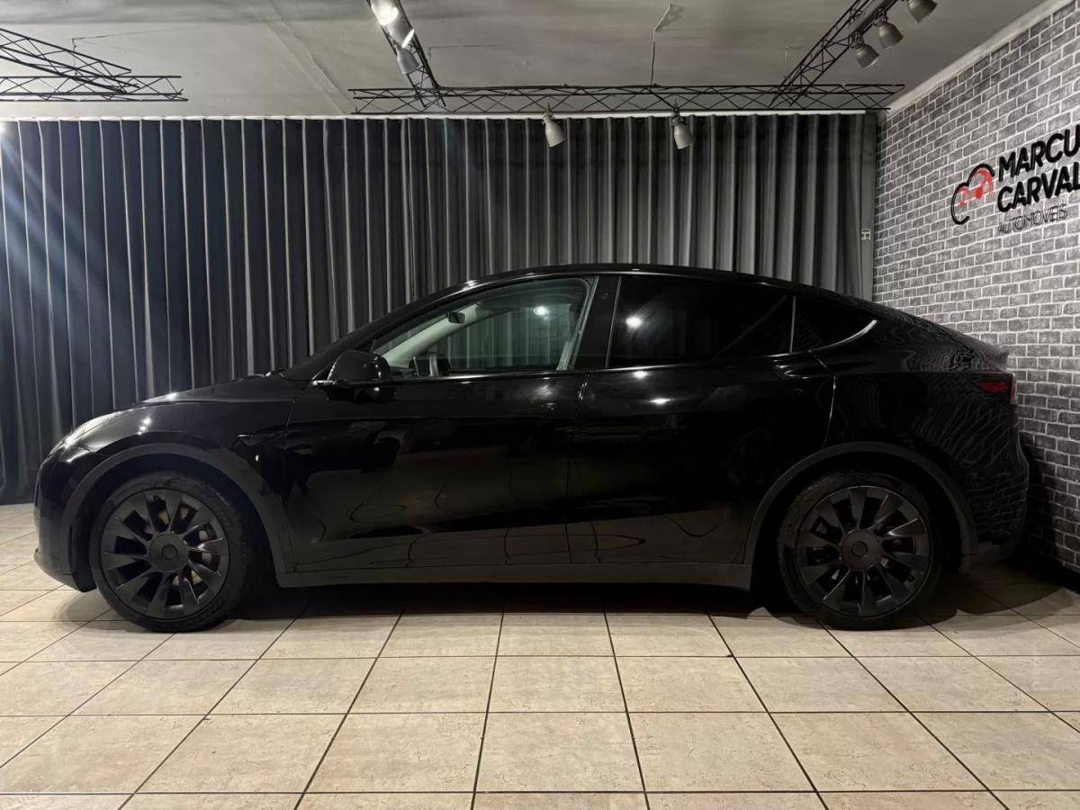 tesla-model-y-2022-eletrico-200cc